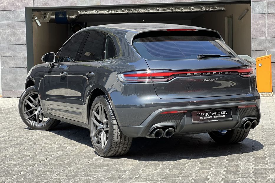 Продам Porsche Macan T 2022 года в Киеве