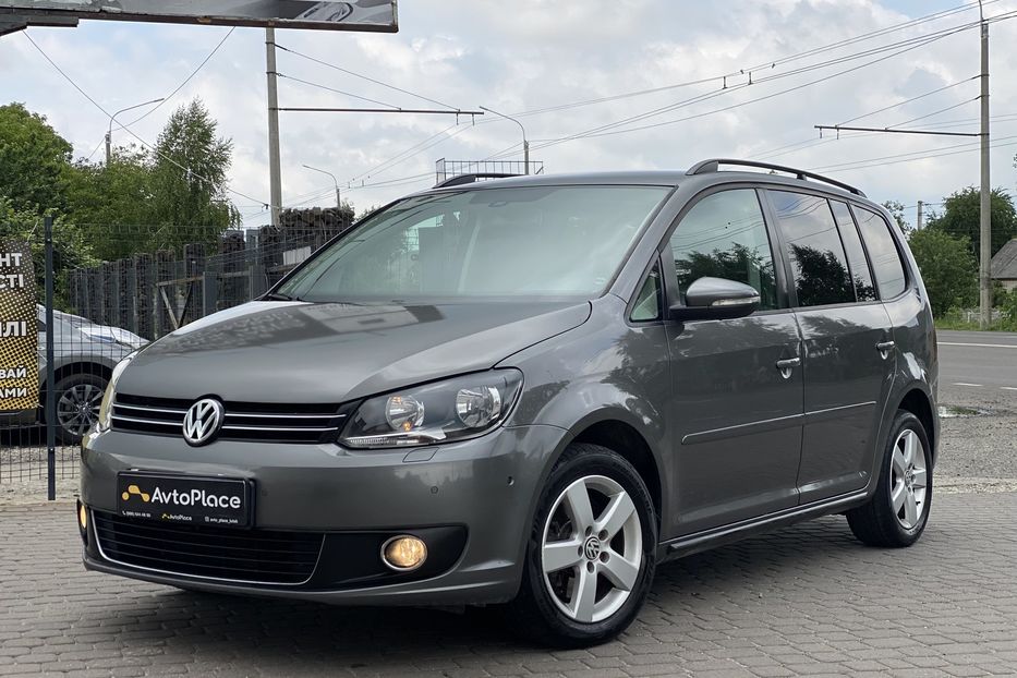 Продам Volkswagen Touran 7 місць 2011 года в Луцке