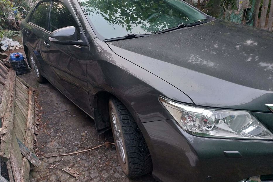 Продам Toyota Camry офицал 2012 года в Одессе