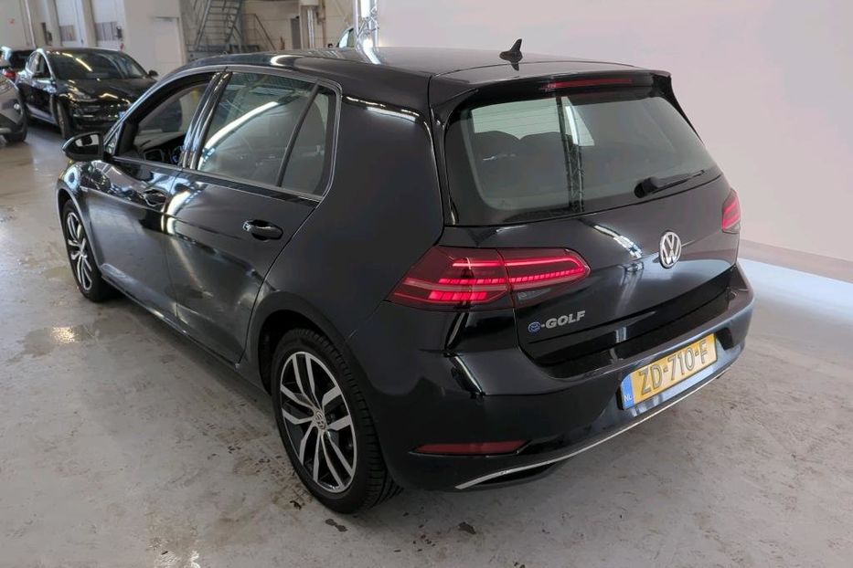 Продам Volkswagen e-Golf 2019 года в Луцке