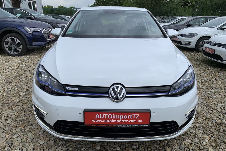 Продам Volkswagen e-Golf 35.8 kWh 100кВт/136 к.с. 2020 года в Львове