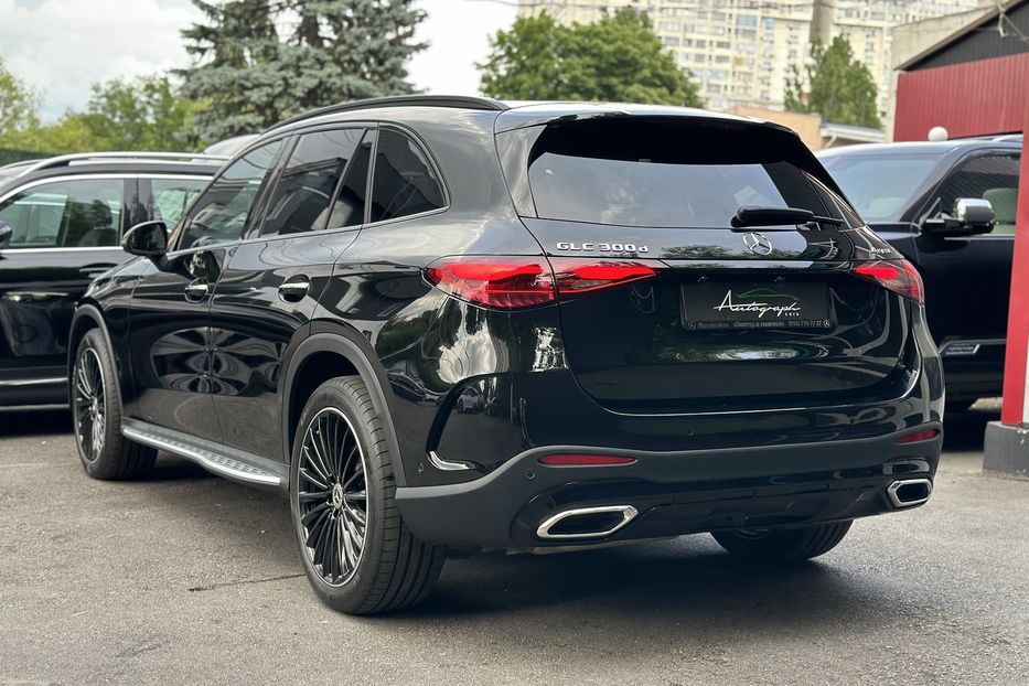 Продам Mercedes-Benz GLC-Class 300d AMG 4 matic 2023 года в Киеве