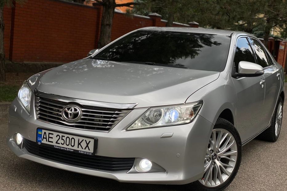 Продам Toyota Camry 2012 года в Днепре