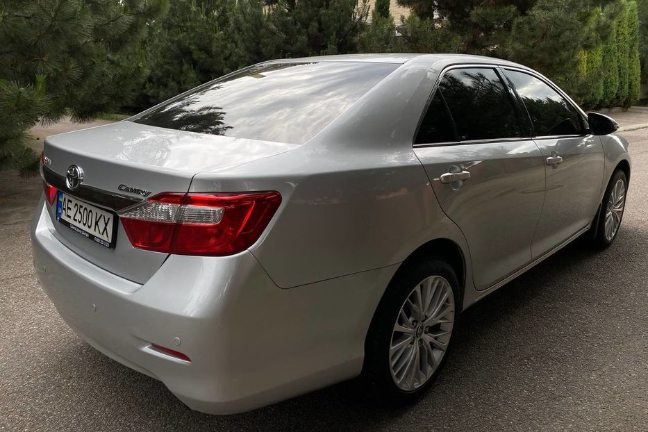 Продам Toyota Camry 2012 года в Днепре