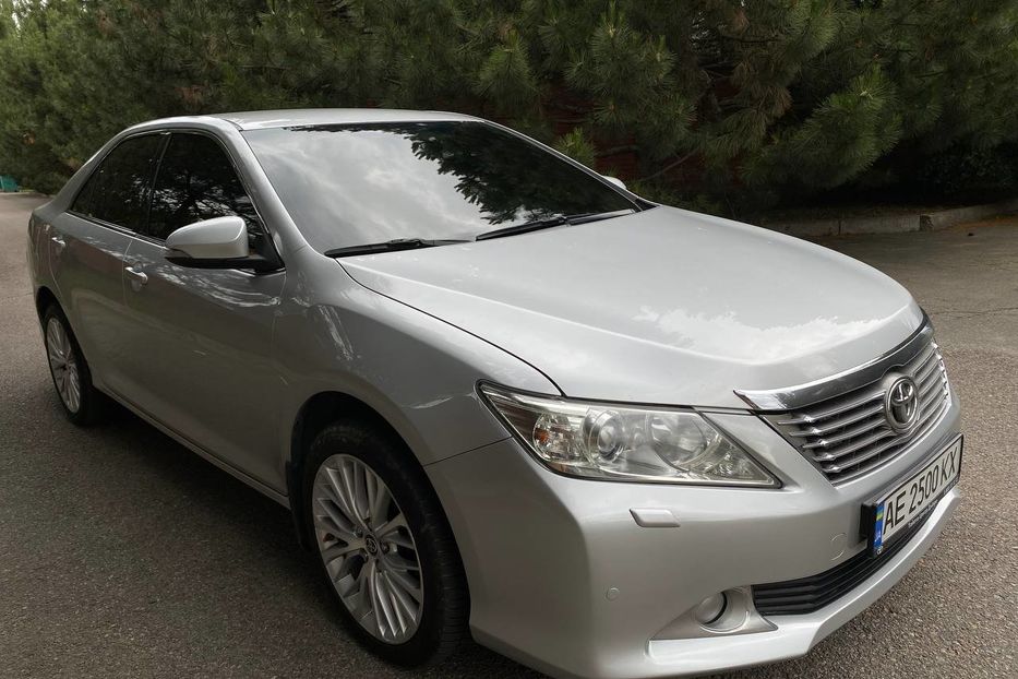 Продам Toyota Camry 2012 года в Днепре