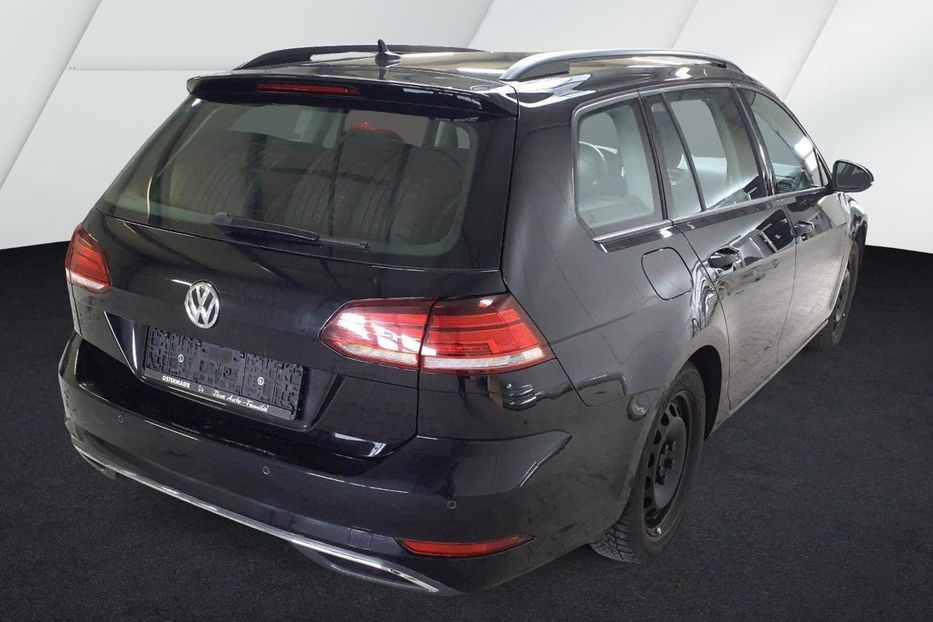 Продам Volkswagen Golf VII 2020  2020 года в Львове