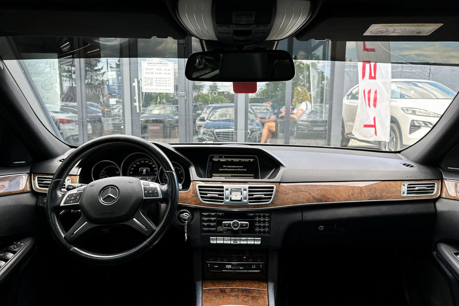 Продам Mercedes-Benz E-Class 250 2014 года в Черновцах