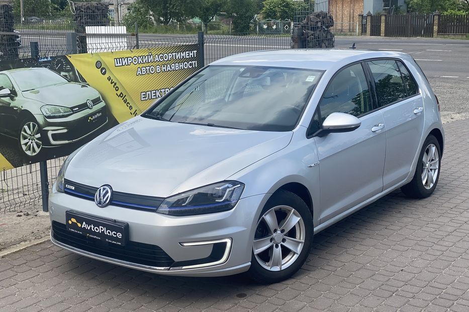 Продам Volkswagen e-Golf 2014 года в Луцке