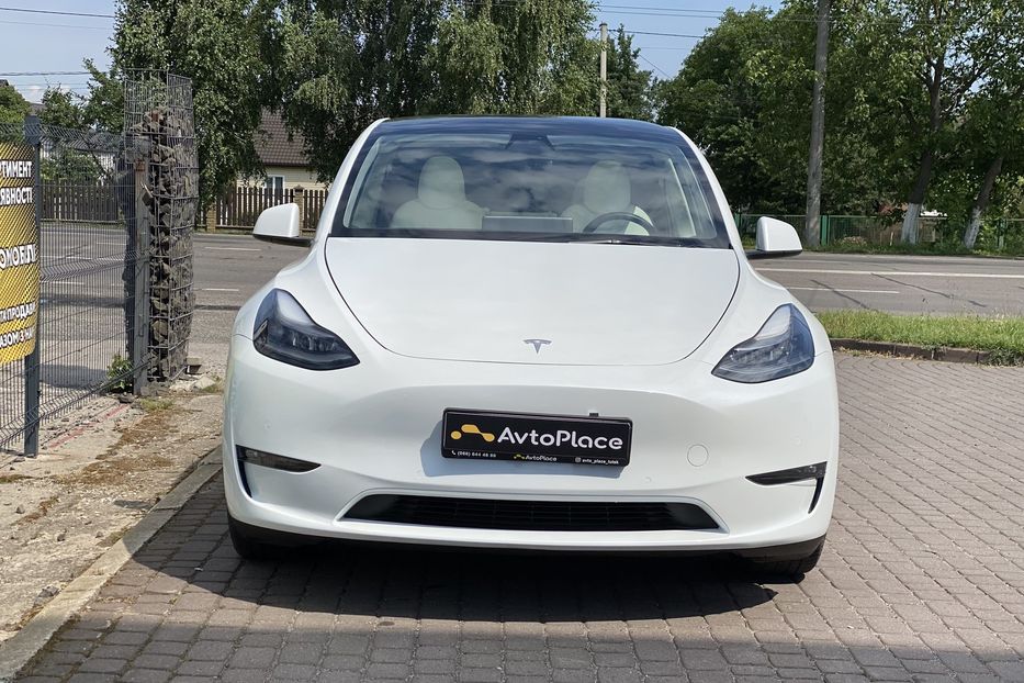 Продам Tesla Model Y Performance 2021 года в Луцке