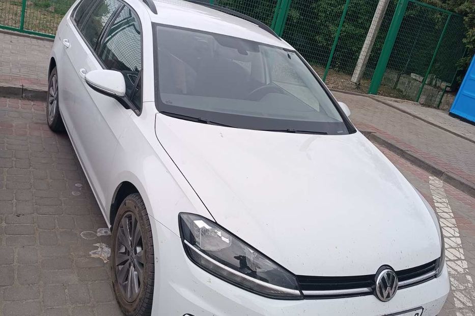 Продам Volkswagen Golf VII Comfortline 2019 года в Львове