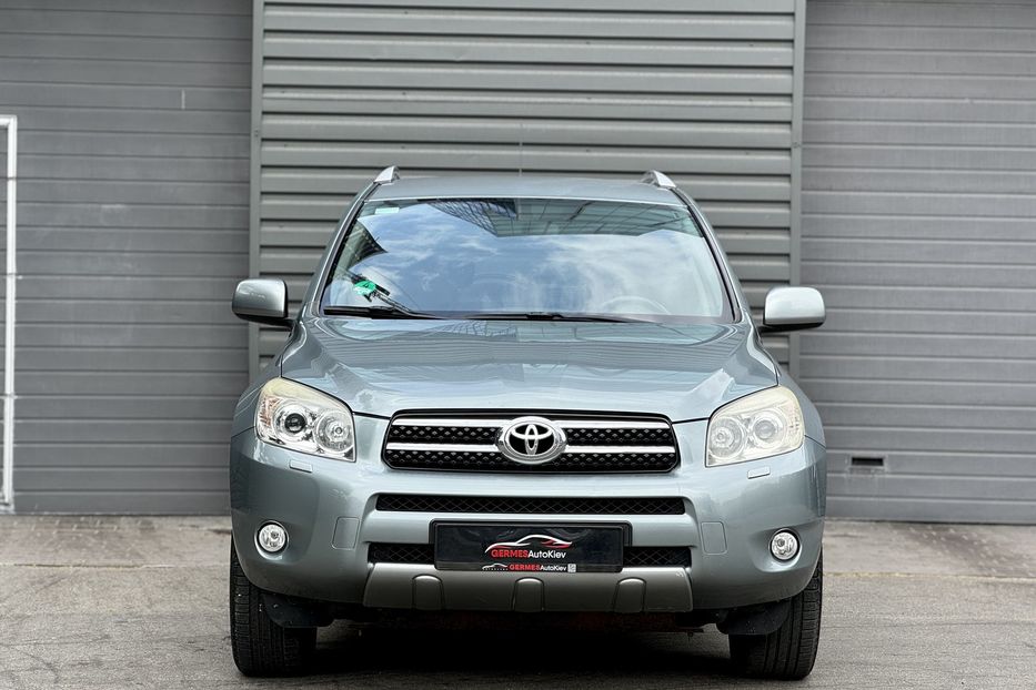 Продам Toyota Rav 4 2008 года в Киеве