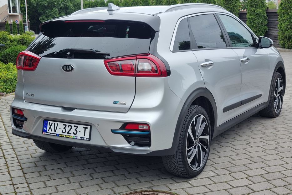 Продам Kia Niro Executive 64kWh SOH 100% 2019 года в Тернополе