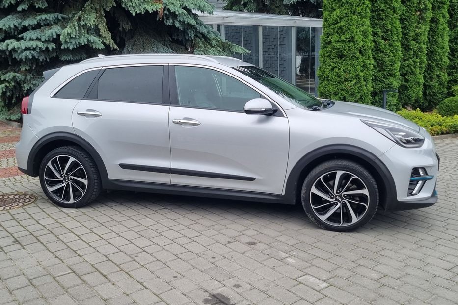 Продам Kia Niro Executive 64kWh SOH 100% 2019 года в Тернополе