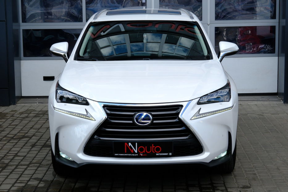 Продам Lexus NX 300 Hybrid 2017 года в Одессе