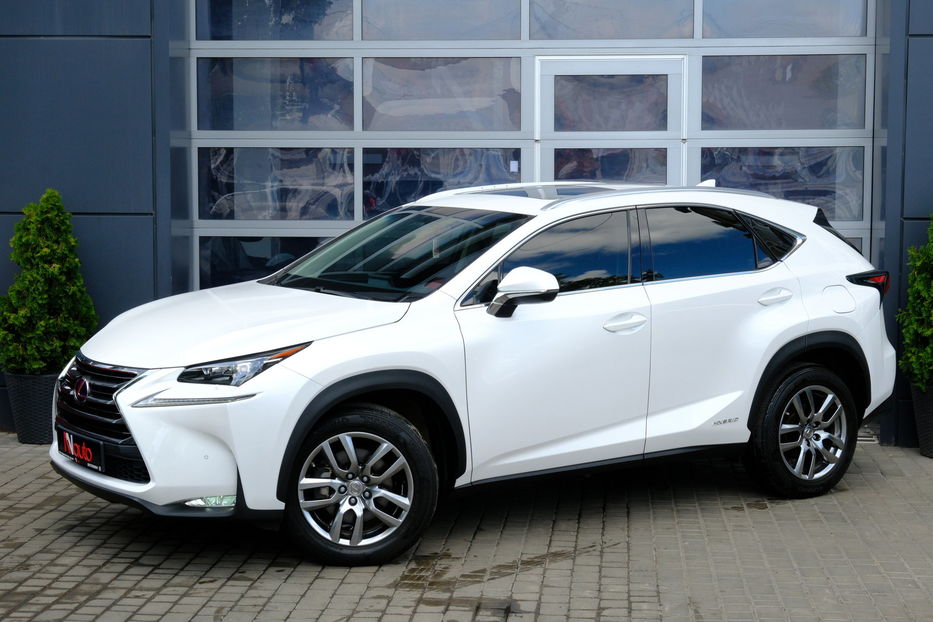 Продам Lexus NX 300 Hybrid 2017 года в Одессе