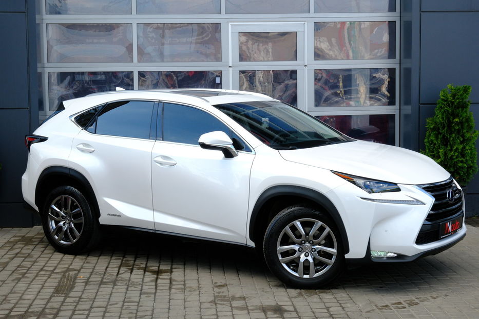 Продам Lexus NX 300 Hybrid 2017 года в Одессе