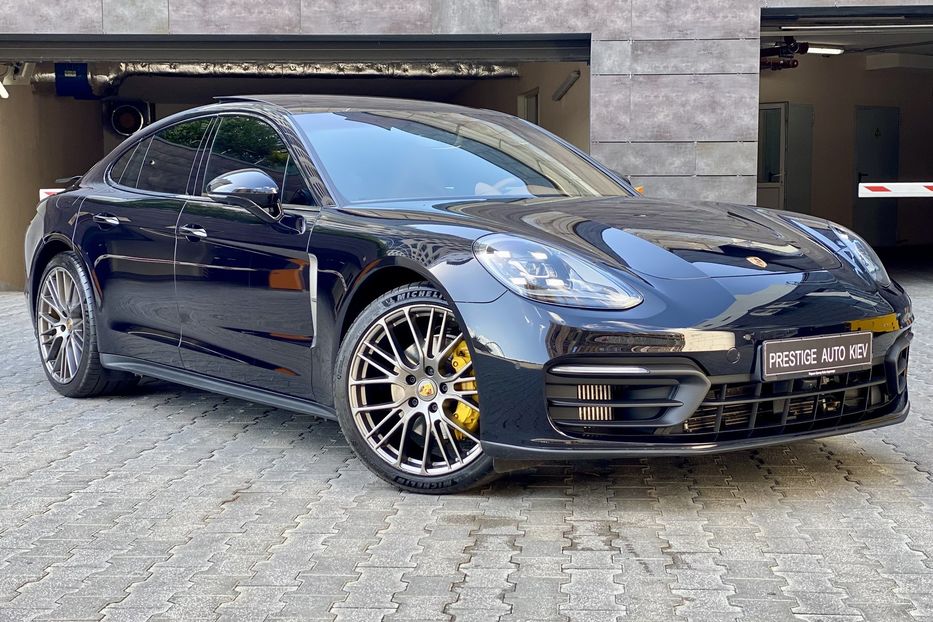 Продам Porsche Panamera 4 Platinum Edition 2022 года в Киеве