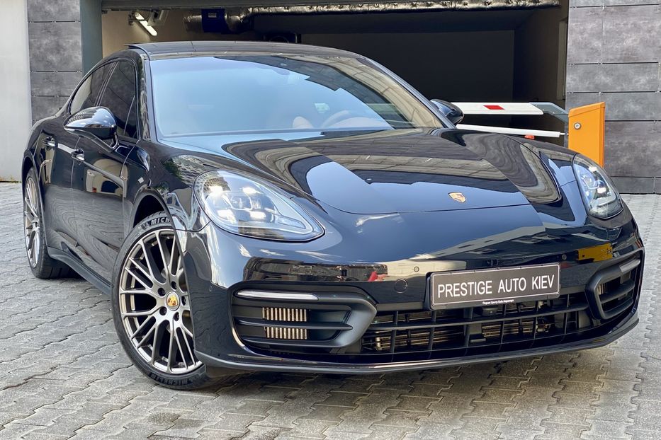 Продам Porsche Panamera 4 Platinum Edition 2022 года в Киеве