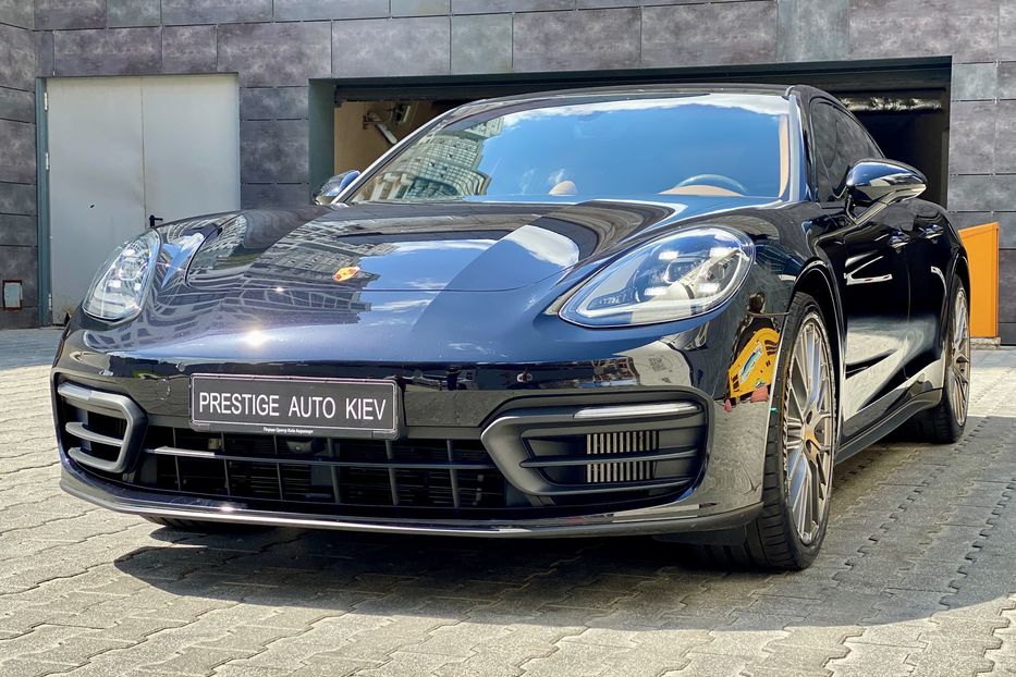 Продам Porsche Panamera 4 Platinum Edition 2022 года в Киеве