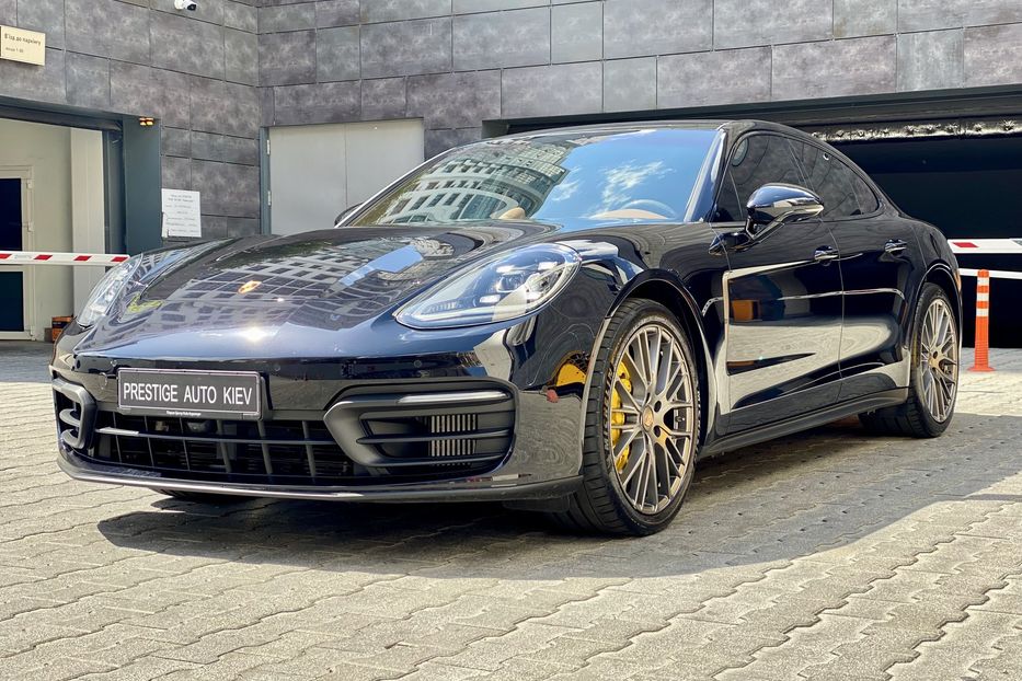 Продам Porsche Panamera 4 Platinum Edition 2022 года в Киеве