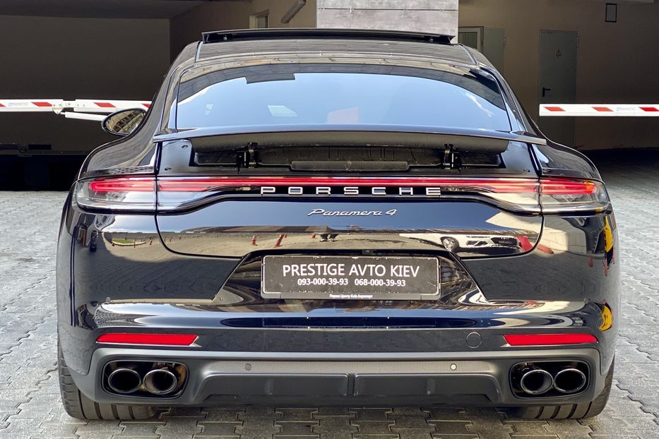 Продам Porsche Panamera 4 Platinum Edition 2022 года в Киеве