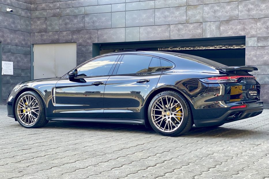 Продам Porsche Panamera 4 Platinum Edition 2022 года в Киеве