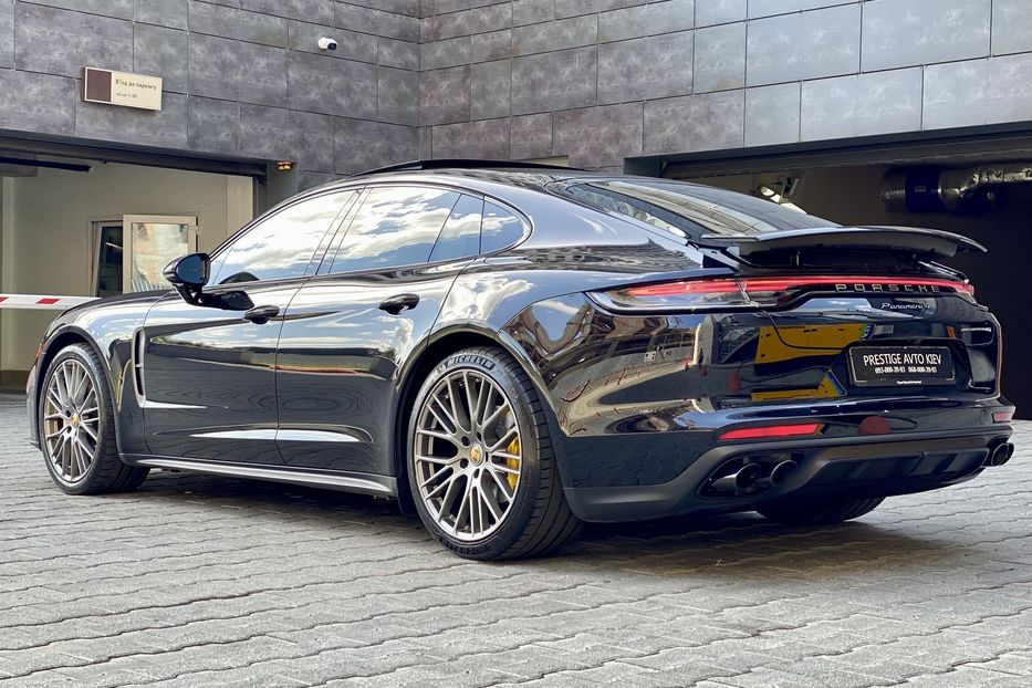 Продам Porsche Panamera 4 Platinum Edition 2022 года в Киеве