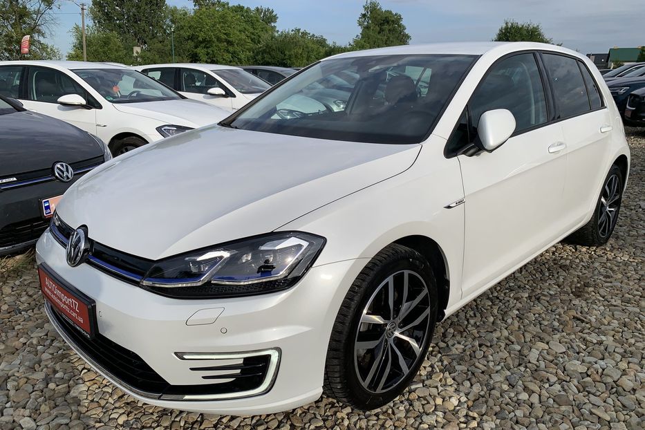 Продам Volkswagen e-Golf Highline Full LEDТепловийШкіра 2019 года в Львове