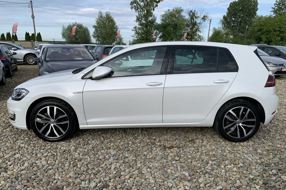 Продам Volkswagen e-Golf Highline Full LEDТепловийШкіра 2019 года в Львове