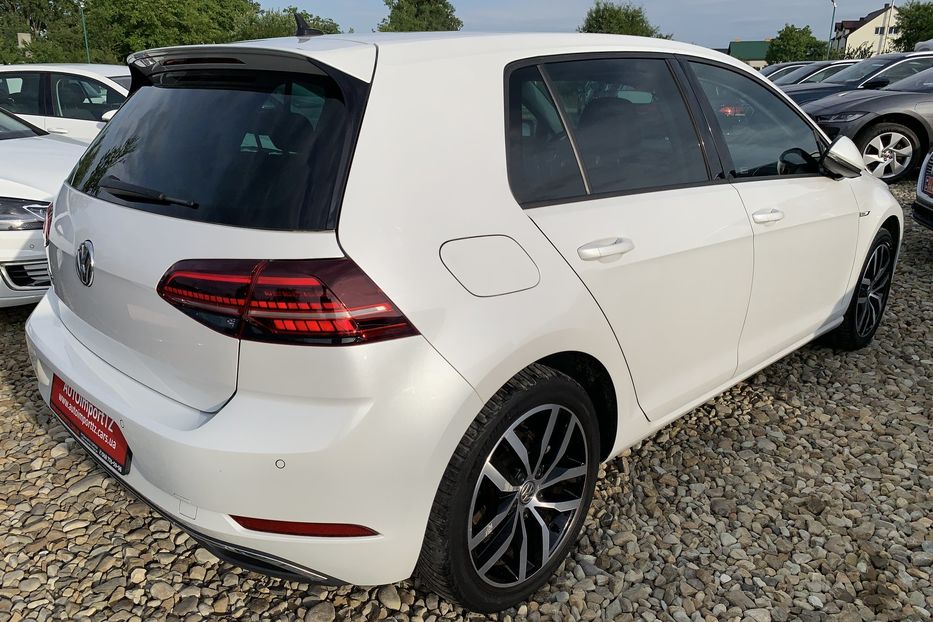 Продам Volkswagen e-Golf Highline Full LEDТепловийШкіра 2019 года в Львове