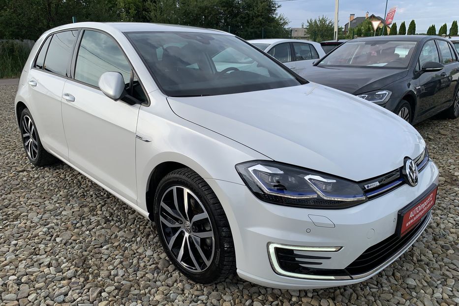 Продам Volkswagen e-Golf Highline Full LEDТепловийШкіра 2019 года в Львове