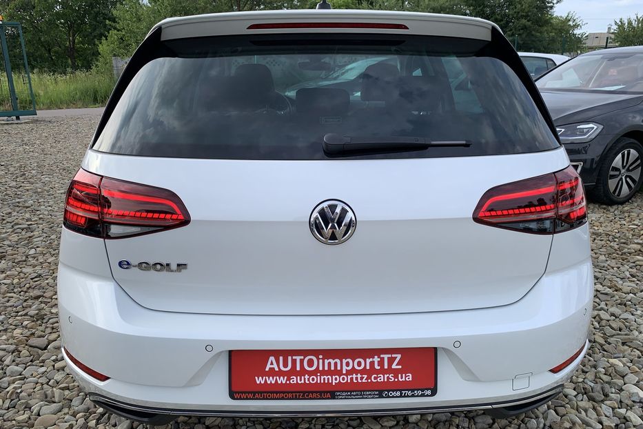 Продам Volkswagen e-Golf Highline Full LEDТепловийШкіра 2019 года в Львове