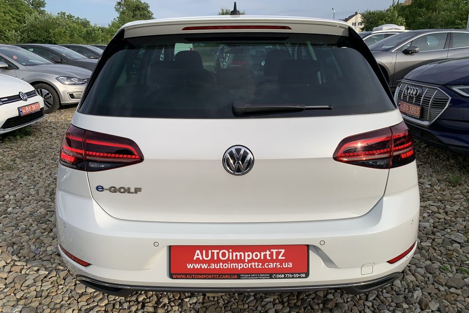 Продам Volkswagen e-Golf Highline Full LEDТепловийШкіра 2019 года в Львове