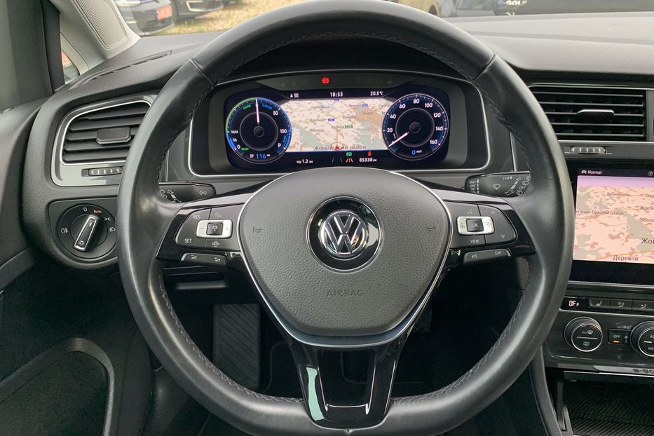 Продам Volkswagen e-Golf Highline Full LEDТепловийШкіра 2019 года в Львове