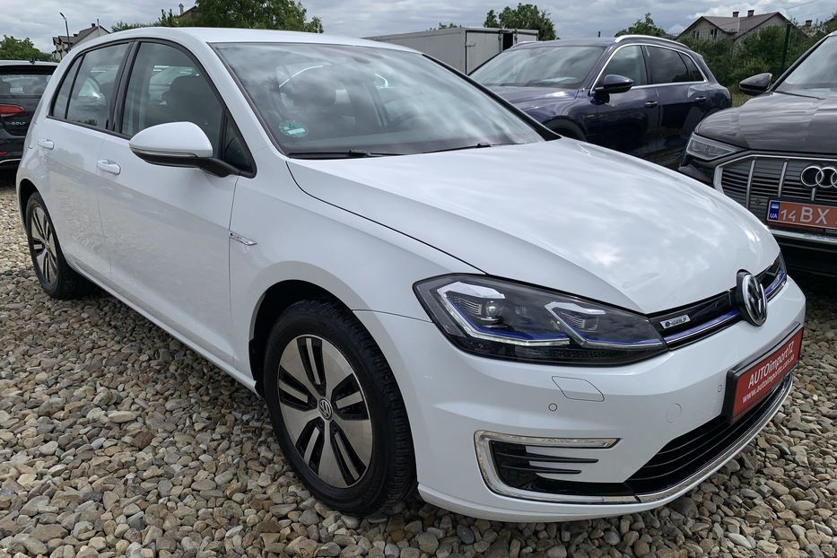 Продам Volkswagen e-Golf Тепловий насос Підігрів сидінь 2019 года в Львове