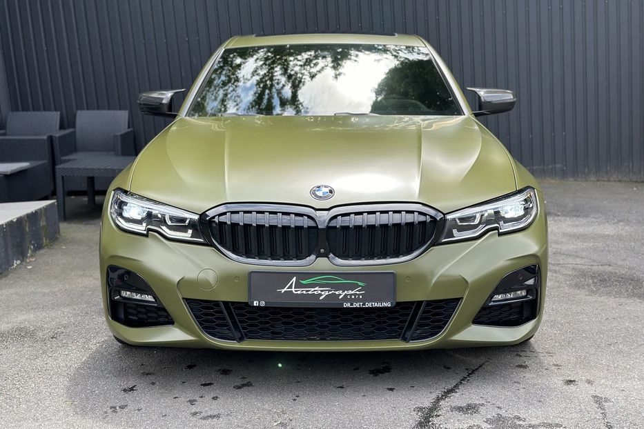 Продам BMW 330 I Xdrive  2019 года в Киеве