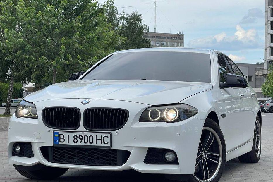 Продам BMW 520 2012 года в Днепре