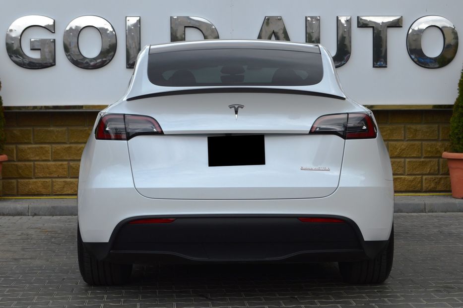 Продам Tesla Model Y 2023 года в Одессе