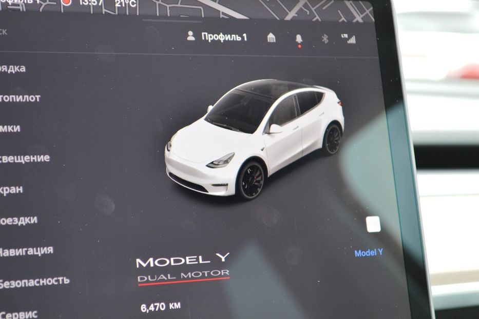 Продам Tesla Model Y 2023 года в Одессе