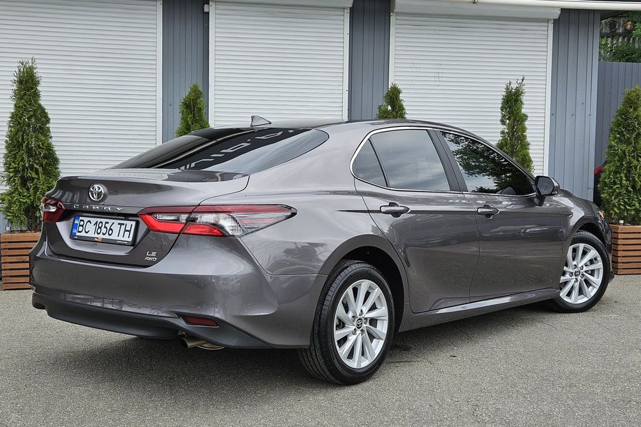 Продам Toyota Camry AWD 2021 года в Киеве