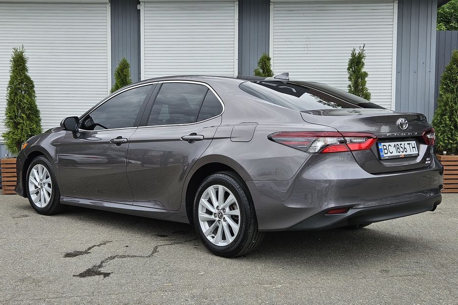 Продам Toyota Camry AWD 2021 года в Киеве