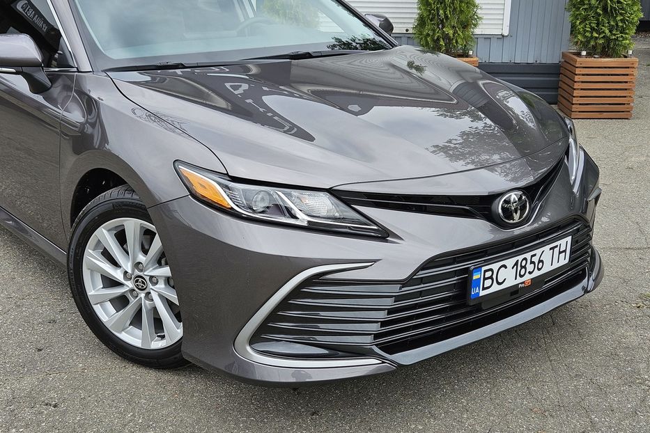 Продам Toyota Camry AWD 2021 года в Киеве