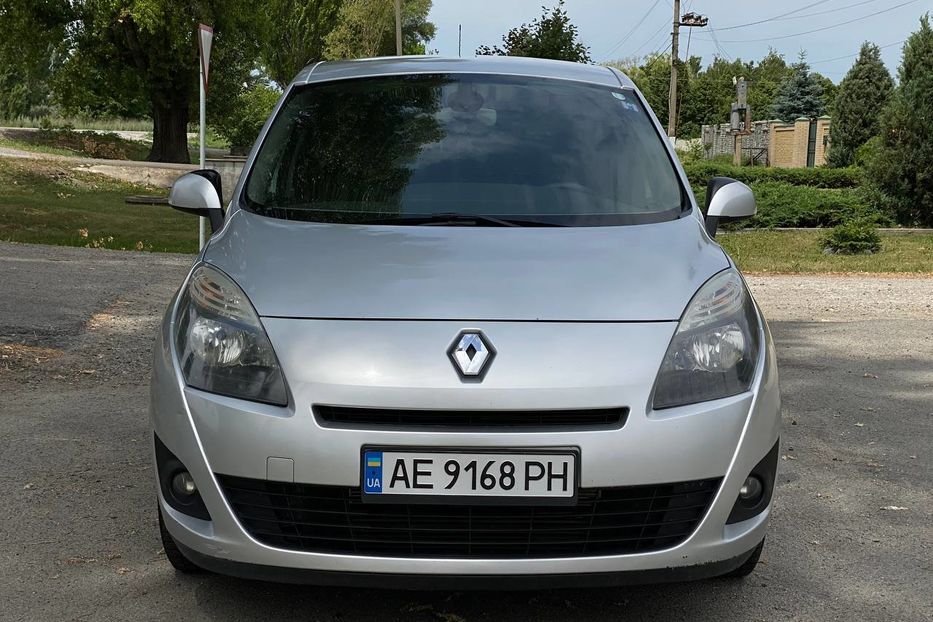 Продам Renault Grand Scenic 2011 года в Днепре