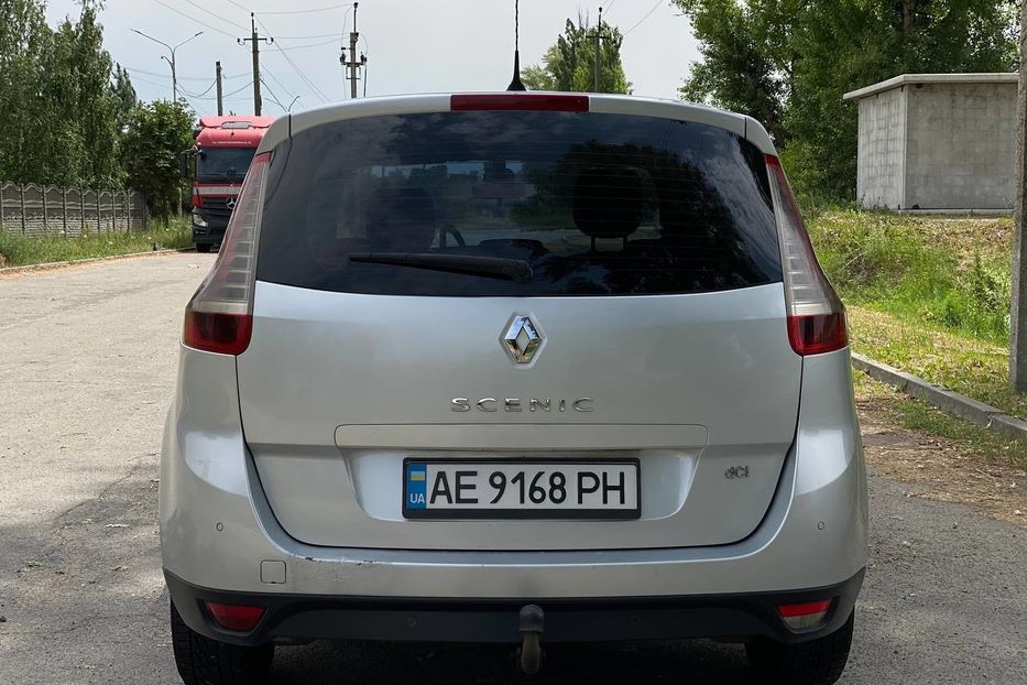 Продам Renault Grand Scenic 2011 года в Днепре