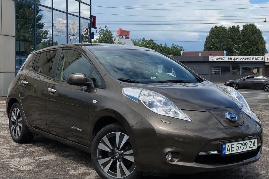 Продам Nissan Leaf 2016 года в Днепре