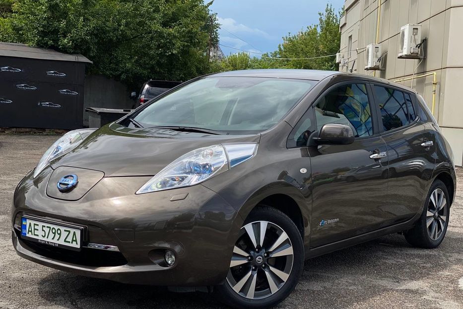 Продам Nissan Leaf 2016 года в Днепре