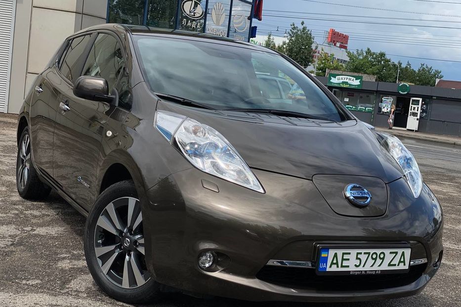 Продам Nissan Leaf 2016 года в Днепре