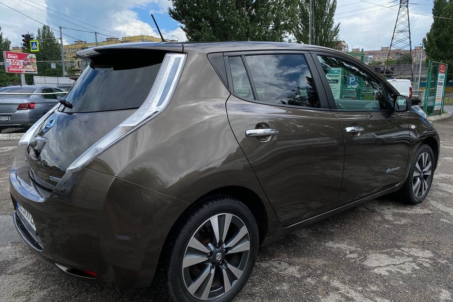 Продам Nissan Leaf 2016 года в Днепре