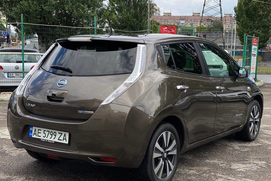 Продам Nissan Leaf 2016 года в Днепре