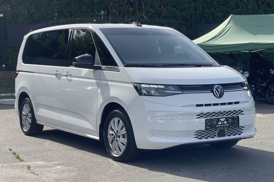 Продам Volkswagen Multivan Т7 eHybriid 2023 года в Киеве